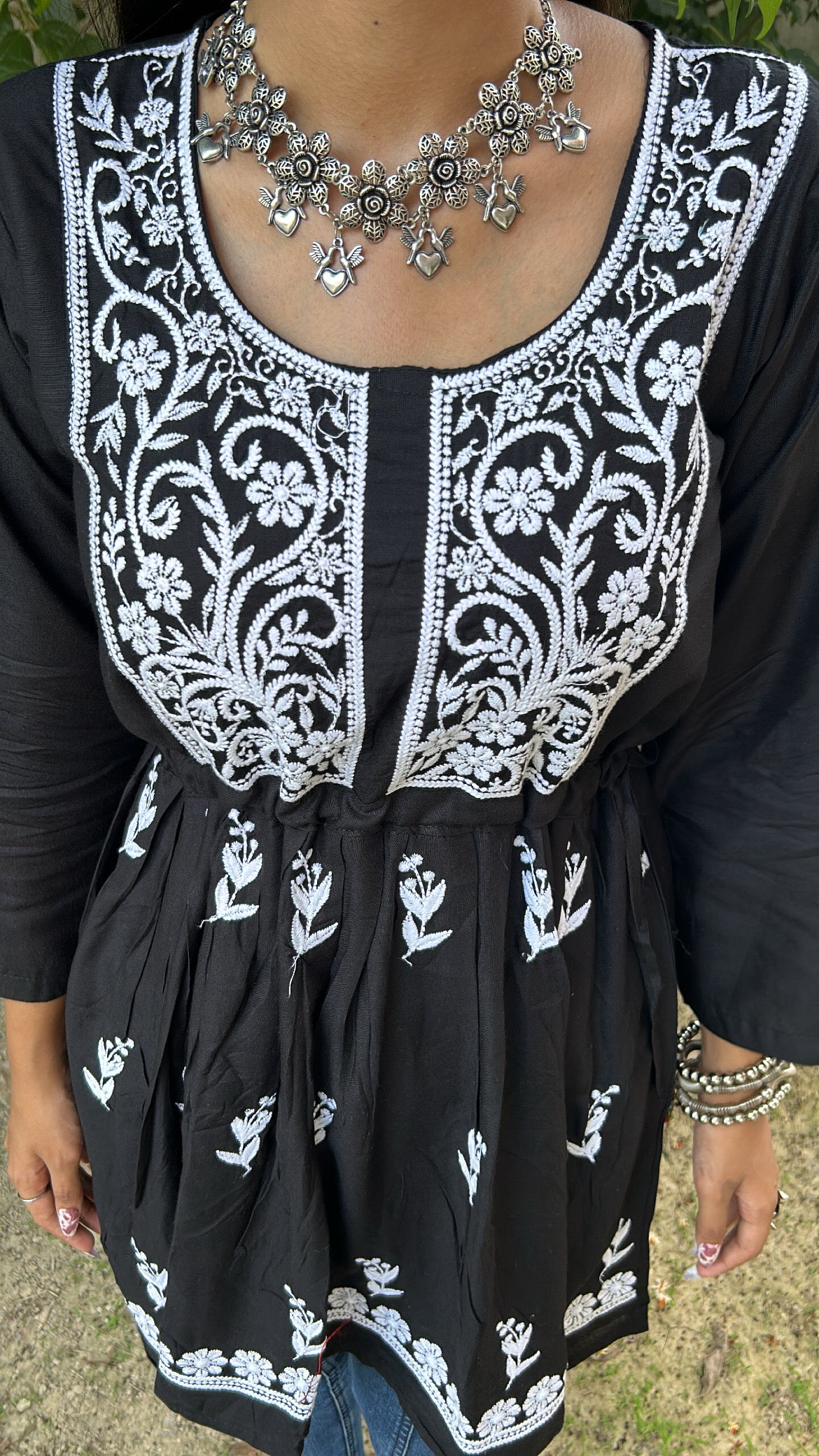 NOOR LUCKHNAVI CHIKANKARI SHORT GOWN