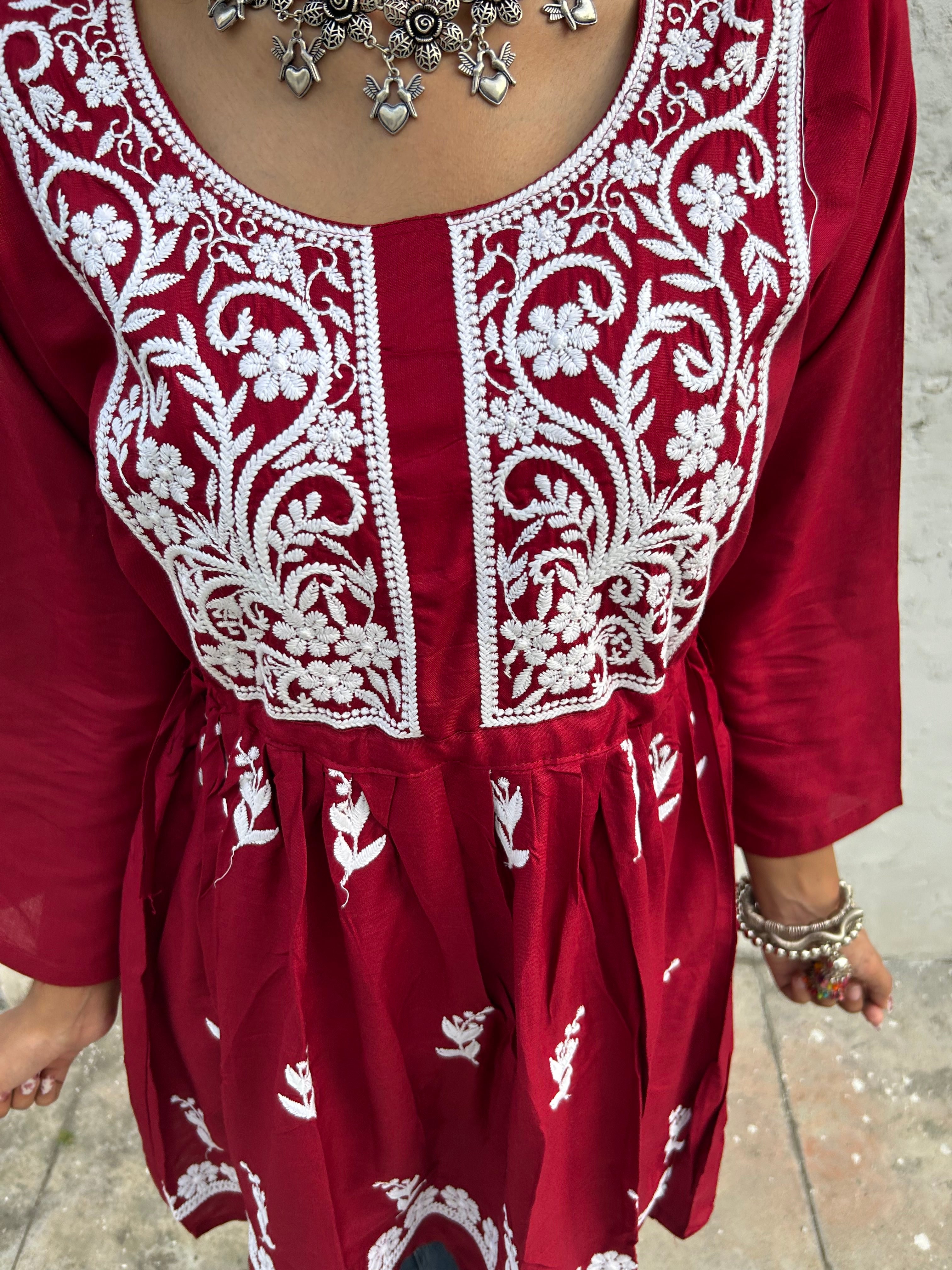 NOOR LUCKHNAVI CHIKANKARI SHORT GOWN