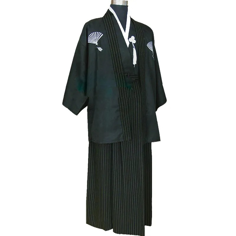 Japanese Traditional Dress Male Kimono Costume: Authentic Samurai Suit for Stage & Photography